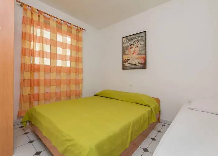 Mate Appartamento Omiš