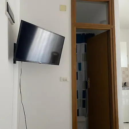 Lägenhet Mate Omiš